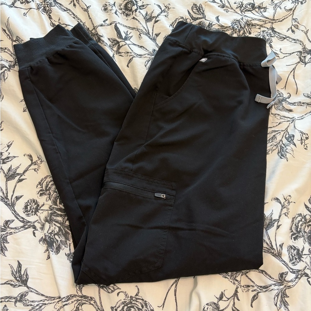 🖤 Figs Zamora scrub pants 🖤